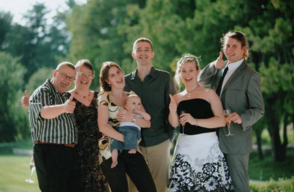 Image redimension&eacute;e Maussane la famille.jpg 